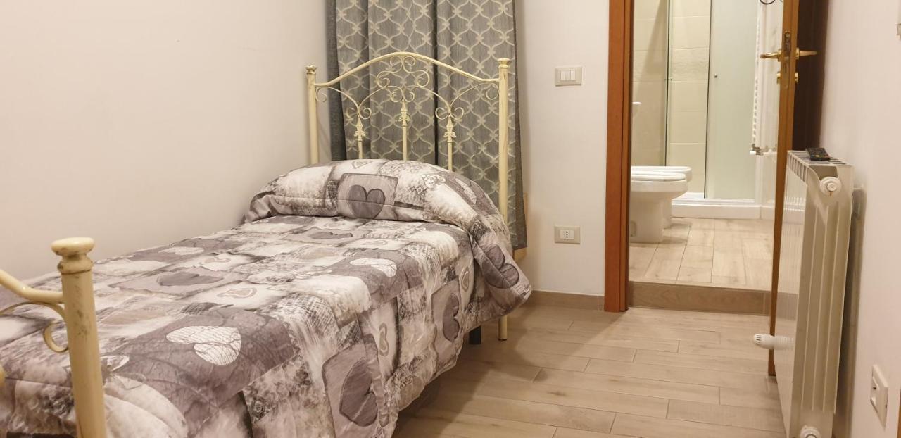 Affittacamere Raggio Di Sole Taranto Kültér fotó